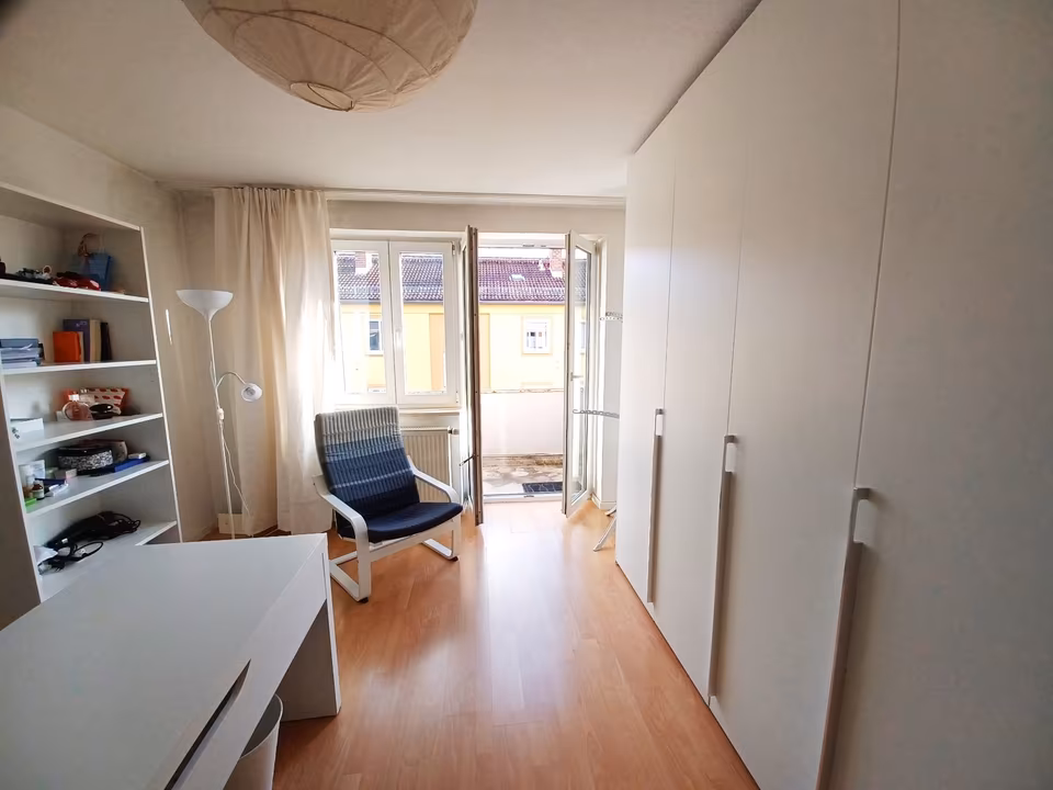 Ganze Wohnung, möbliert, Balkon, 2 SZ,  Pasing f. 2er WG in Pasing-Obermenzing, München