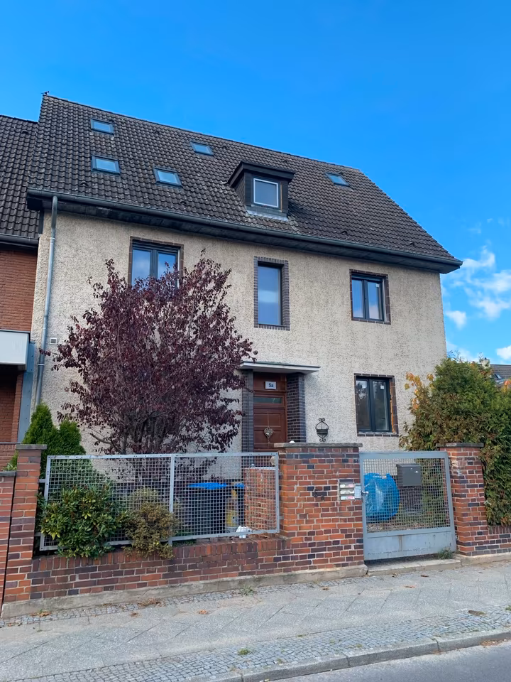 Mehrfamilienhaus (3 Wohneinheiten) Erstbezug Kernsanierung in Spandau, Berlin