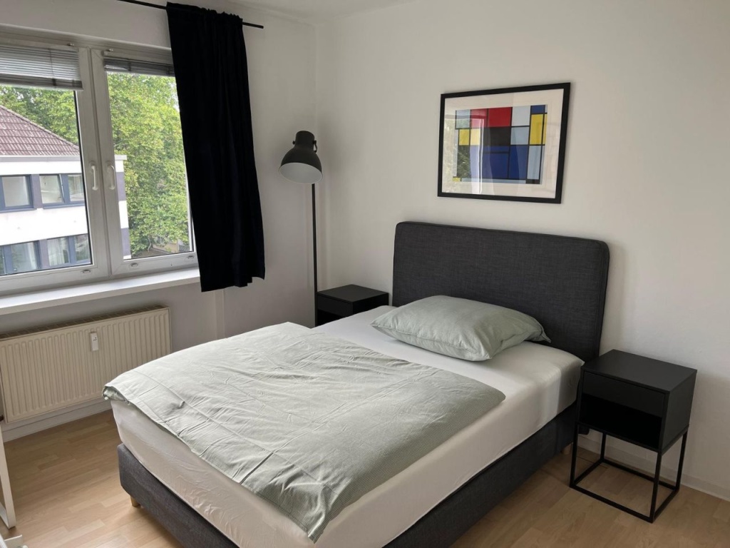 Feinste und ruhige Wohnung mit schöner Aussicht in Bockenheim, Frankfurt am Main